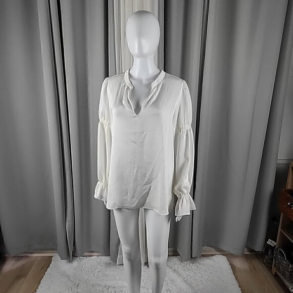Ann Taylor Tops - Ann Taylor Ivory V-Neck Puff Sleeve Blouse Boho Romantic Office Top Size M (NWT)